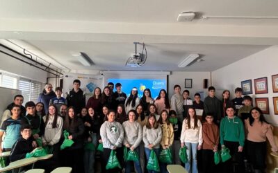 El taller ‘La energía que nos mueve’ llega a 240 alumnos y alumnas del territorio